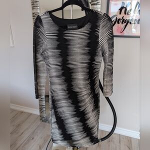 Frank Lyman Design Monochrome Long Sleeve Dress